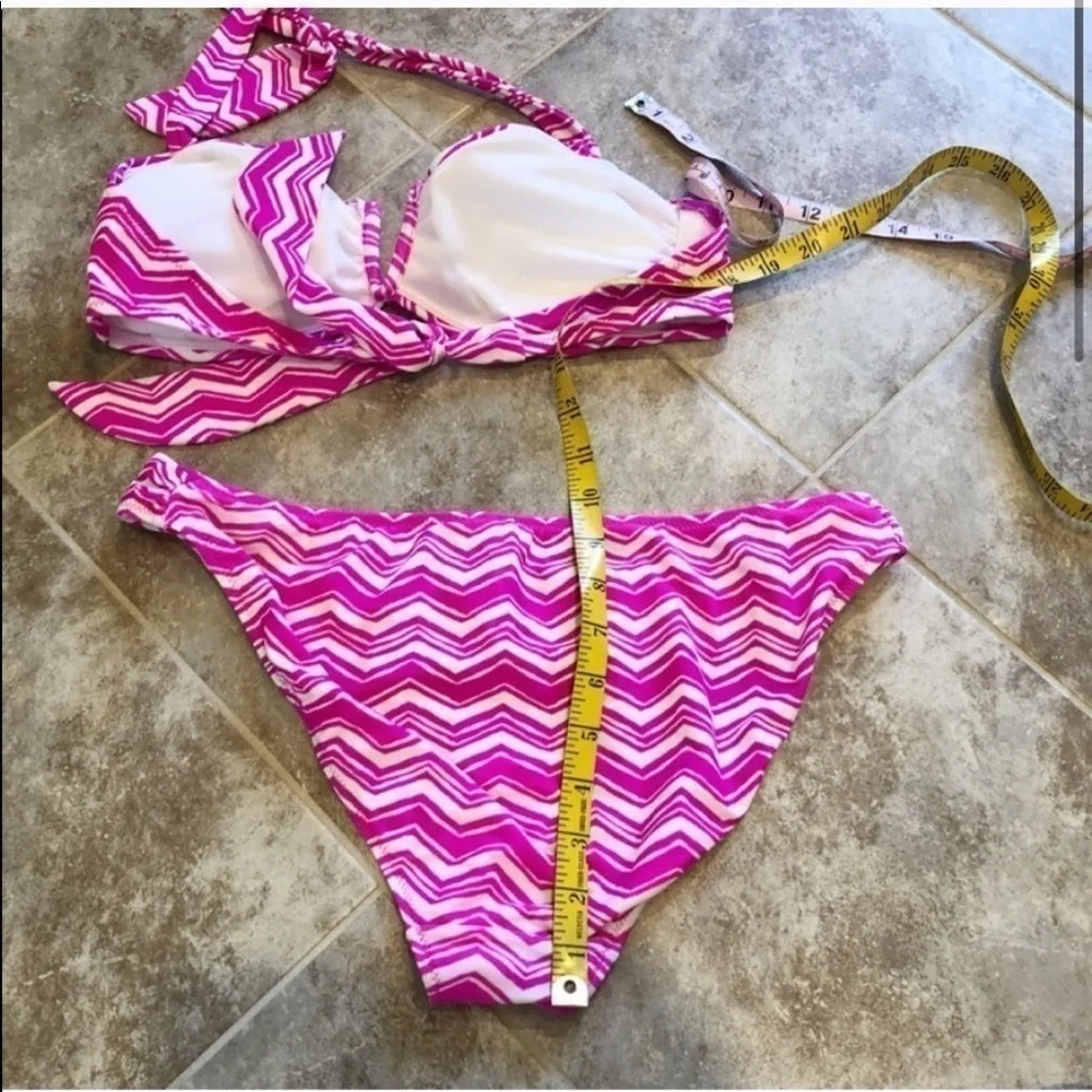 Gap Body chevron hot pink & white bikini s…